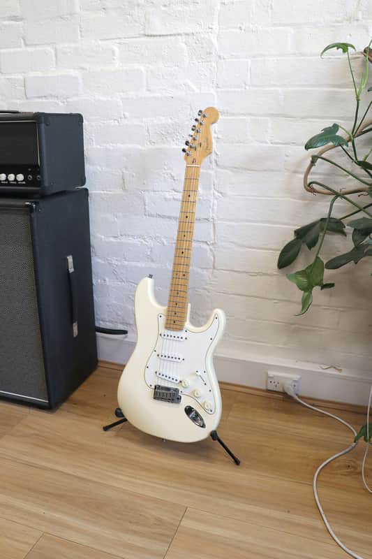 Fender American Standard Stratocaster - year 1995