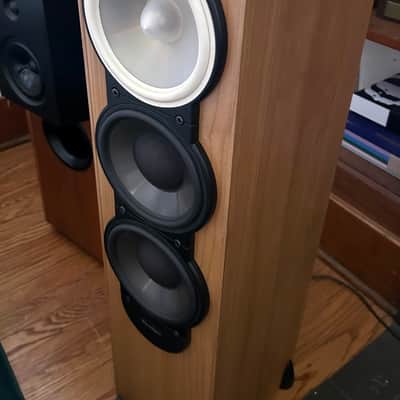 Beautiful Paradigm Monitor 9 v5 Audiophile Loudspeakers Excellent Condition image 3