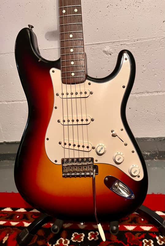 Fender American Vintage '62 Stratocaster 1990s - 3-Color Sunburst image 1