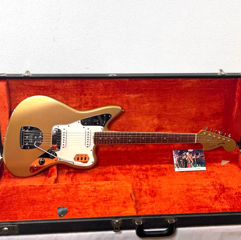 Fender Jaguar Bound Neck 1965 - Firemist Gold w/ Matching Headstock - Very Good