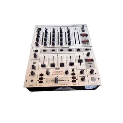 Behringer DJX700 - Mixer - Poor image 1