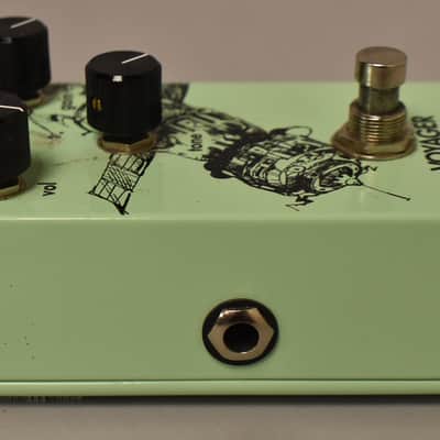 Walrus Audio Voyager Preamp/Overdrive Effect Pedal Green w/Box image 3
