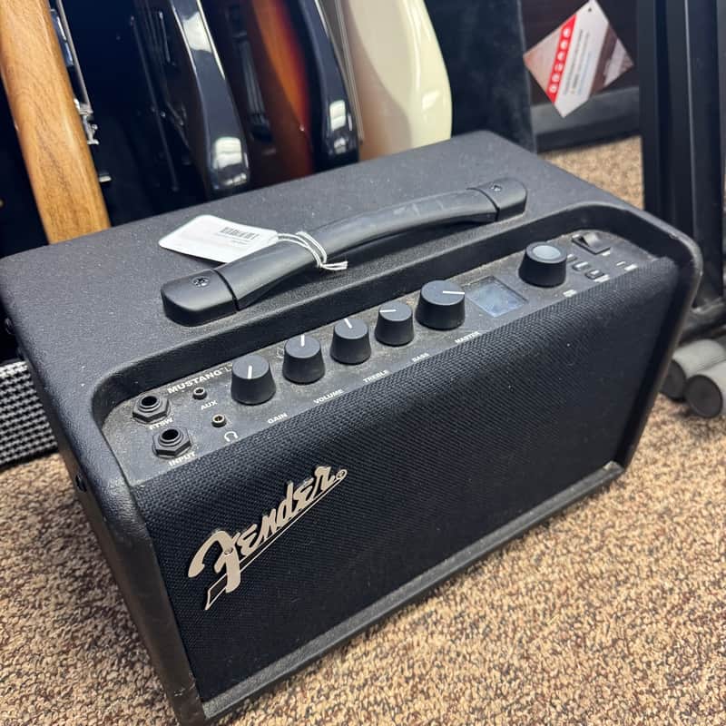 Fender Mustang LT40S 40-Watt 2x4" Stereo Desktop Modeling Guitar Combo 2022 - Present - Black image 1