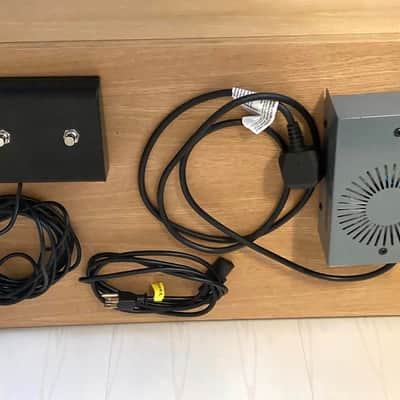 Milkman Reverb Unit with Harmonic Tremolo Tolex Chocolate image 9