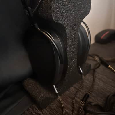 HiFiMan Arya Stealth + HiFiMan EF499 R2R DAC/Amp + Custom Cable (Bundle - Mint Condition) image 3