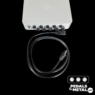 Darkglass Electronics Microtubes 900 900-Watt Bass Amp Head -x14667 image 11