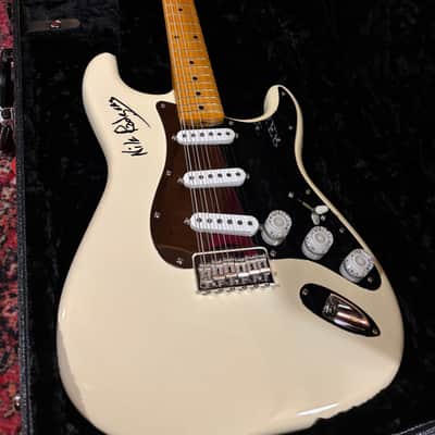 Fender Nile Rodgers Signature Hitmaker Stratocaster -signed-Olympic White image 1