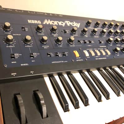 Korg Mono/Poly Analog Synthesizer With Midi image 2