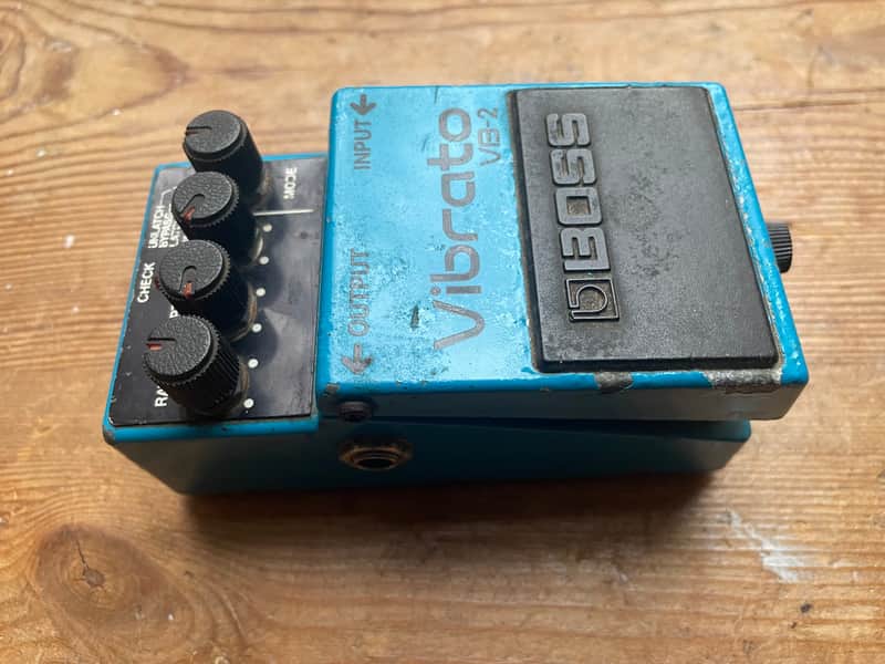 【動作確認済】BOSS VB-2 Vibrato (MIJ, 1982) 希少 動作品 BOSS ボス Vibrato ビブラート VB-2 日本製 BOSS VB-2W