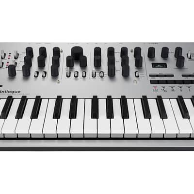 Korg Minilogue Polyphonic Analog Synthesizer w/ MIDI Cable image 5