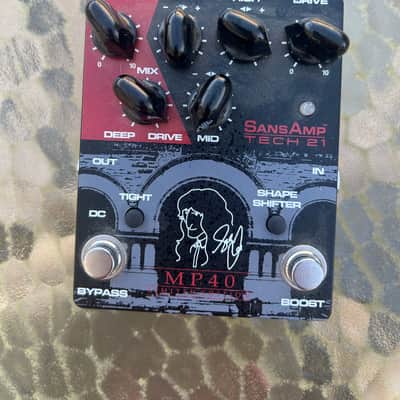 Tech 21 MP40 Limited Edition Geddy Lee Signature SansAmp Bass Drive 2022 - Black / Red image 3