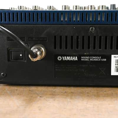 Yamaha MG166CX-USB 16-Channel 4-Bus Rack-Mountable Mixer with USB CG0142P image 13