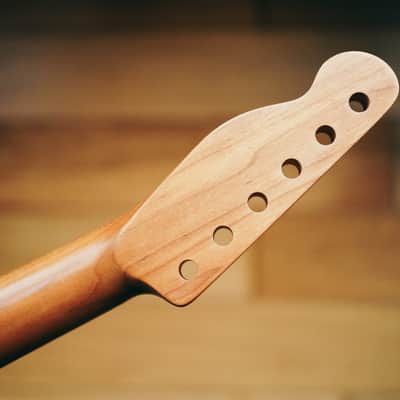 Telecaster Neck – Roasted Maple | 22 Stainless Steel Frets | Nitro Satin Finish | Bone Nut image 5
