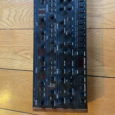 Dave Smith Instruments OB-6 Desktop 6-Voice Polyphonic Synthesizer 2017 - Present - Black image 2
