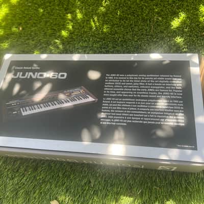 Roland JU-06A Boutique Series Synthesizer Module with Decksaver & Folding dock image 5