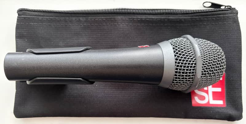 sE Electronics V7 Handheld Supercardioid Dynamic Microphone 2010s - Black image 1