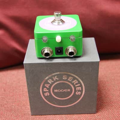Mooer Spark compressor pedal image 2