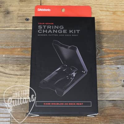 D'Addario Tour Grade String Change Kit image 3