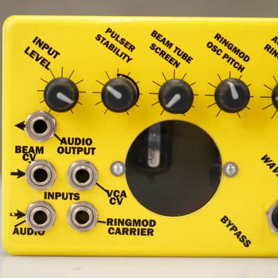 Metasonix TM-1 Vacuum Tube Waveshaper / Ring Mod Effects Pedal #58778 image 3