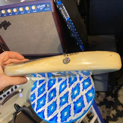 Fender MIJ 357V Stratocaster Body Project 1980s-90 - Vintage White w/ Custom Handpainted Details Art Deco Design image 6