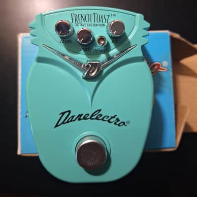 Danelectro French toast 2000's - blue image 1