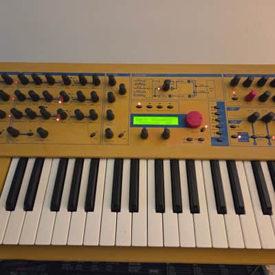 Waldorf Q 61-Key Synthesizer 1999 - 2011 - Yellow image 2
