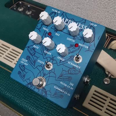 Dwarfcraft Devices Happiness Multi-Mode Filter 2010s w/ Original Box Made in USA Guitar Bass Effects Pedal Mint image 2
