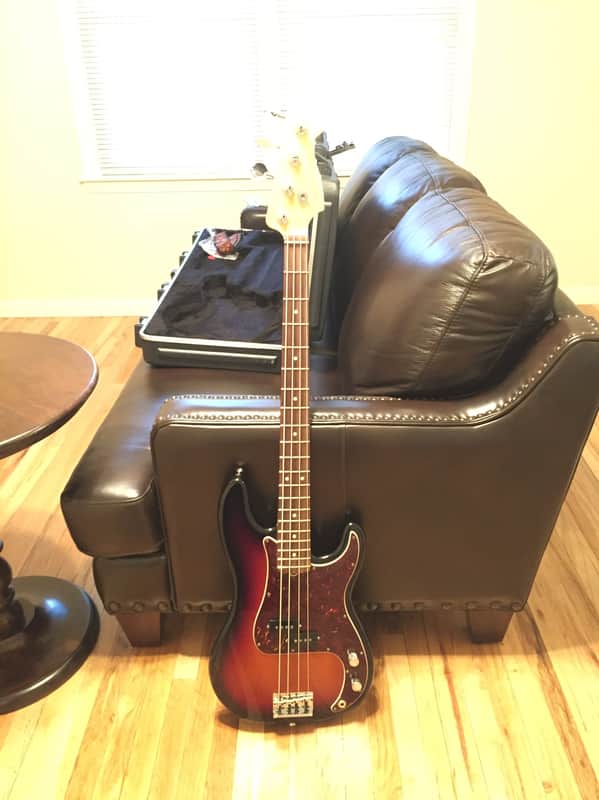 Fender Standard Precision Bass