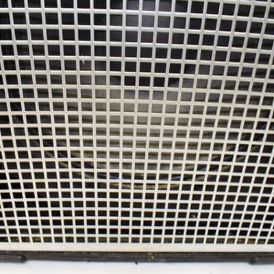Gallien-Krueger MB115 1x15" Bass Combo Amp image 7
