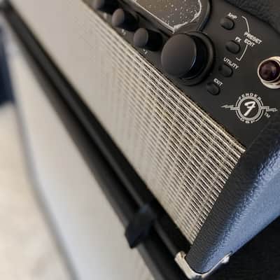 Fender Cyber-Twin Head w/ Original MIDI Foot Controller – Excellent Condition – Fully Functional image 4