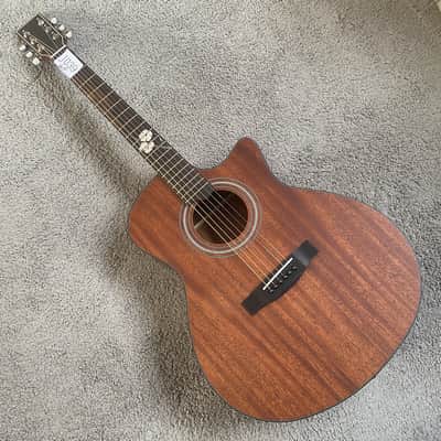 40 Inch Acoustic Guitar, Mahogany Body and Neck, Rosewood Fingerboard image 2