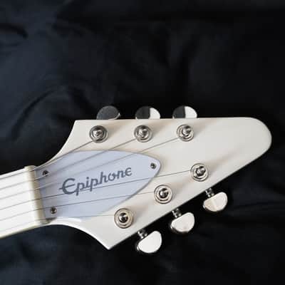 Epiphone Limited Edition Brendon Small "Snow Falcon" Flying V Snow Burst image 6