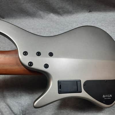 Ibanez EHB1006MS 6-string Bass Guitar 2023 - Metallic Gray Matte image 8