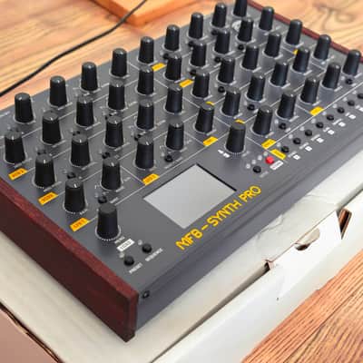 MFB SYNTH PRO - EXCELLENT CONDITION image 2