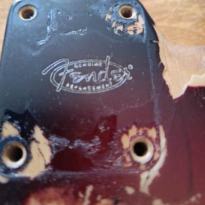 Fender Eric Johnson Stratocaster with Maple Fretboard 2005 - Present - 2-Color Sunburst image 15