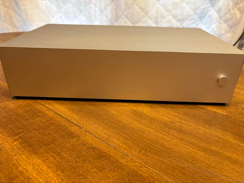 NuForce by Optoma STA200 Stereo Power Amplifier 2018 - Silver