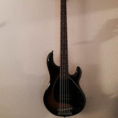 Ernie Ball Stingray V 2003 3 Tone Sunburst image 4