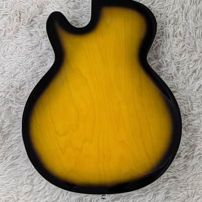 Silvertone 1446TTSB Single Cut Semi-Hollow Guitar w/Trapeze Tobacco Sunburst image 5
