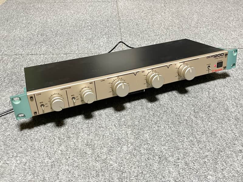Vestax DCR-1200 3バンドアイソレーター Vestax DCR-1200 3-Band Isolator w/power adapter | Reverb Sweden