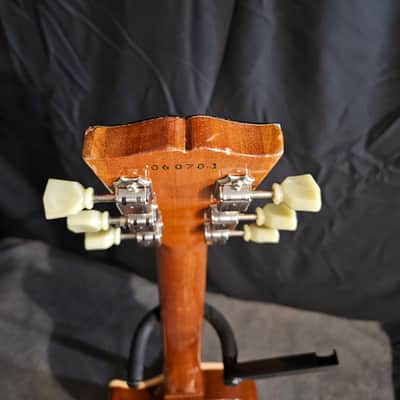 2006 Gibson Les Paul Classic- Bullion Gold image 10
