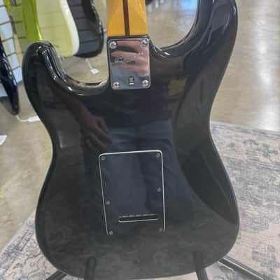 Squier Vintage Modified Stratocaster - Black - Used image 7