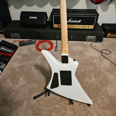 Jackson JS Series JS32 Kelly with Amaranth Fretboard 2019 - Present - Snow White image 4