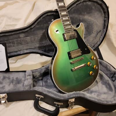 Gibson Les Paul Custom 4 of 5 2021 Vintage Holiday Green / Red Metal Flake image 12