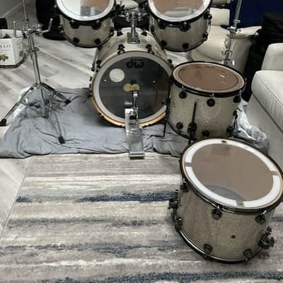 DW Collector's Series Drum Set image 3