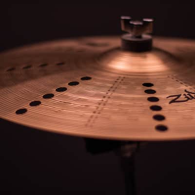 Zildjian 17" I Series Trash Crash image 3