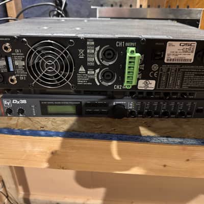 QSC CMX300VA 2-Channel Commercial Power Amplifier 2010s - Black image 3