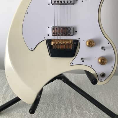 Ovation Breadwinner White image 2