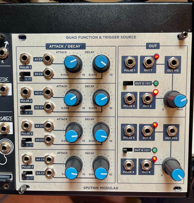 Sputnik Modular Quad Funtion & Trigger Source 2010s - Silver image 1