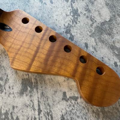 BMC Guitar 5AAAAA FLAME MAPLE Neck Strat® Stratocaster® 22 Fret Roasted With Rosewood Fingerboard Nitro Lacquer 9.5 Radius  STFRM5A #4 image 2