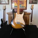 Fender Eric Johnson Stratocaster with Maple Fretboard 2005 - Present - 2-Color Sunburst